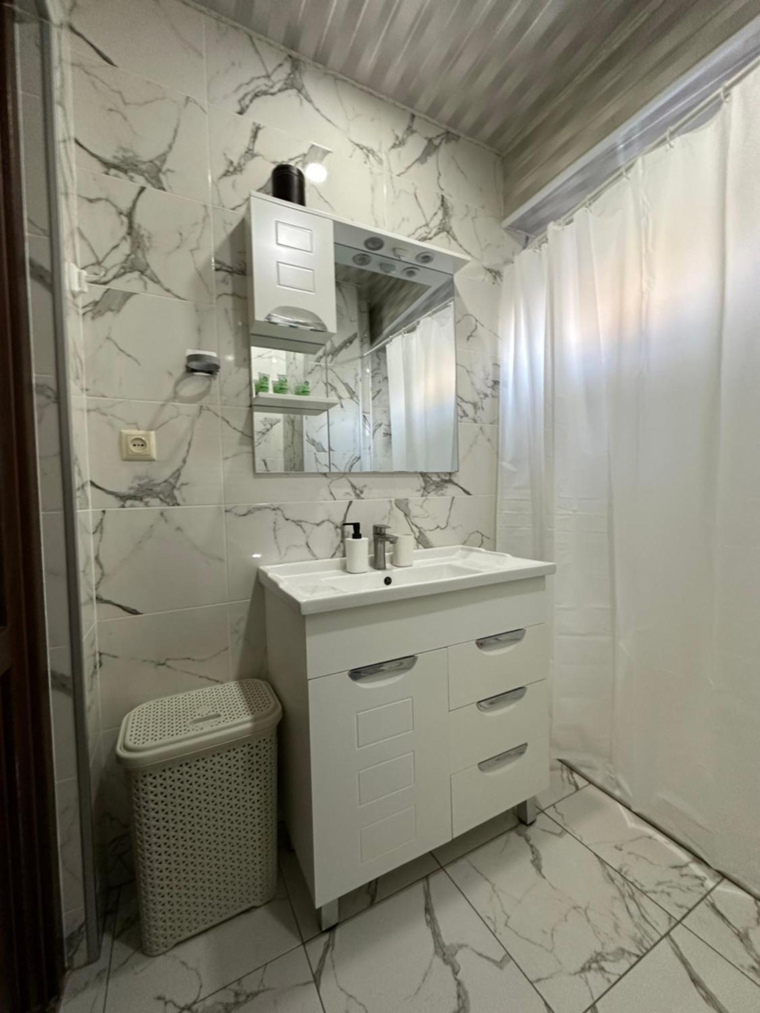 Rustaveli Apartment 113 Kutaiszi Kültér fotó